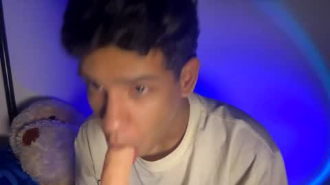 santi online show from 3, 12, 2025