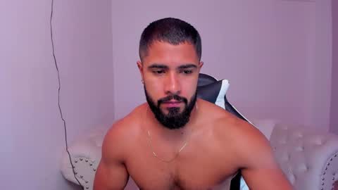 Snapshot of santiago_huntt chatting on 17, 2, 2025 santiago_huntt online show from 17, 2, 2025