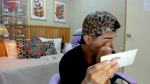 santiago_johnson_ online show from 12, 9, 2025