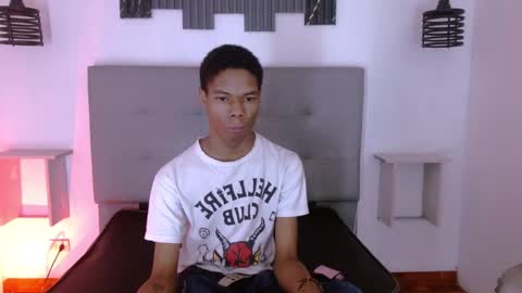 Santiiiiii  online show from 23, 2, 2026