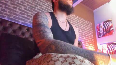 Santiago Hincapiie online show from 12, 3, 2026