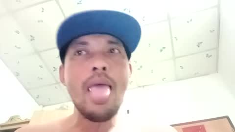 Snapshot of santichai561323 chatting on 13, 2, 2025 santichai561323 online show from 13, 2, 2025