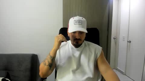 Snapshot of santiduque11 chatting on 27, 9, 2025 santiduque11 online show from 27, 9, 2025
