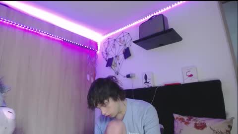 Santii online show from 28, 3, 2026