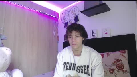 Santii online show from 30, 3, 2026