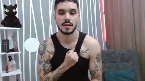 Santy Torres online show from 25, 9, 2025