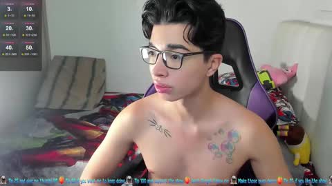 Mr. Santiago online show from 5, 3, 2025