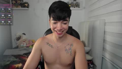 Snapshot of santy7u7 chatting on 20, 3, 2026 Mr. Santiago online show from 20, 3, 2026
