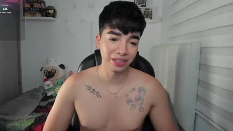 Snapshot of santy7u7 chatting on 1, 4, 2026 Mr. Santiago online show from 1, 4, 2026