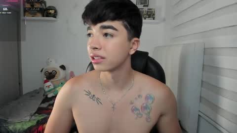 Snapshot of santy7u7 chatting on 2, 4, 2026 Mr. Santiago online show from 2, 4, 2026