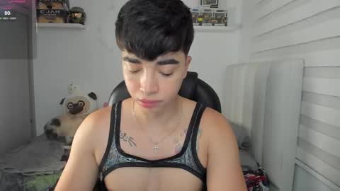 Snapshot of santy7u7 chatting on 12, 4, 2026 Mr. Santiago online show from 12, 4, 2026