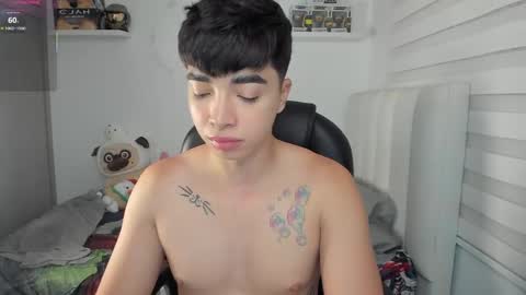 Snapshot of santy7u7 chatting on 16, 4, 2026 Mr. Santiago online show from 16, 4, 2026