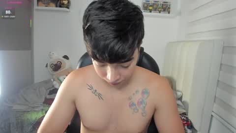 Snapshot of santy7u7 chatting on 22, 4, 2026 Mr. Santiago online show from 22, 4, 2026