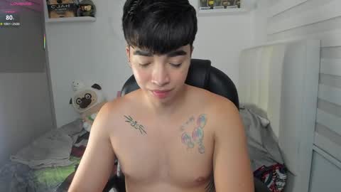 Snapshot of santy7u7 chatting on 25, 4, 2026 Mr. Santiago online show from 25, 4, 2026