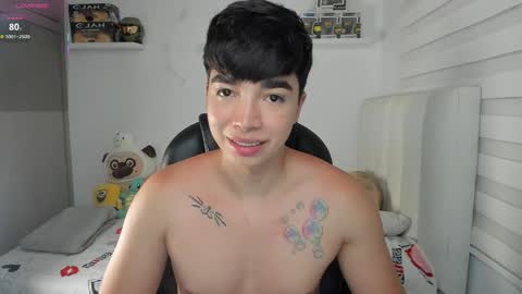 Snapshot of santy7u7 chatting on 29, 4, 2026 Mr. Santiago online show from 29, 4, 2026