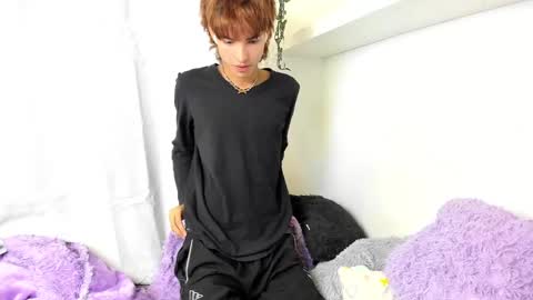 Snapshot of santy_kitty chatting on 7, 1, 2025 kitty online show from 7, 1, 2025