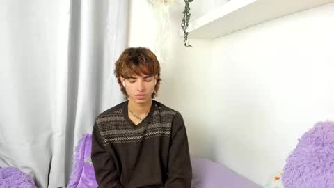 Snapshot of santy_kitty chatting on 21, 1, 2025 kitty online show from 21, 1, 2025