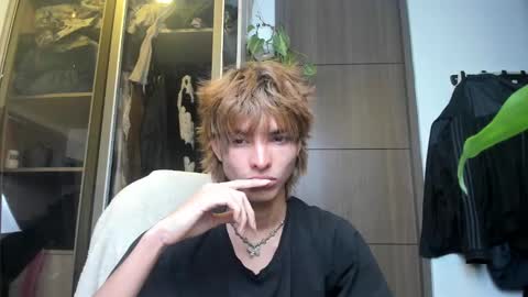 Snapshot of santy_kitty chatting on 22, 2, 2025 kitty online show from 22, 2, 2025