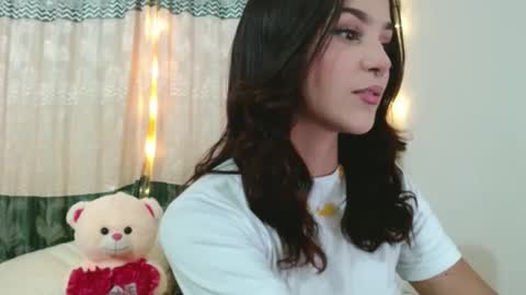 saorisworld online show from 2, 2, 2025