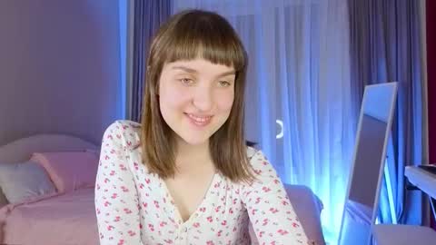 Snapshot of saphirree chatting on 15, 10, 2025 Anny online show from 15, 10, 2025