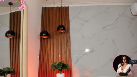 S A R A  G  online show from 2, 3, 2026