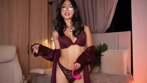 Sara  online show from 25, 7, 2026
