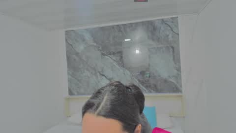 sara allenx online show from 22, 1, 2025