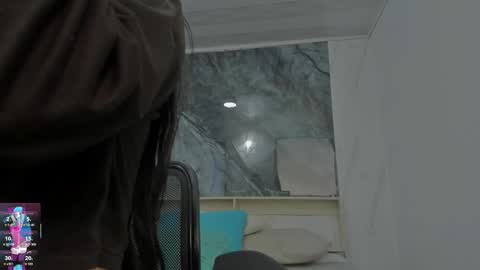 sara allenx online show from 23, 11, 2025