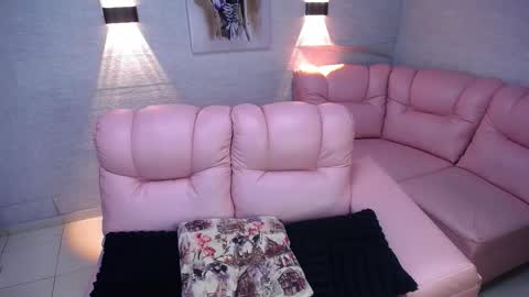 Sara... online show from 22, 11, 2025