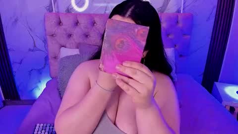 SARA ARIAS  online show from 19, 11, 2025