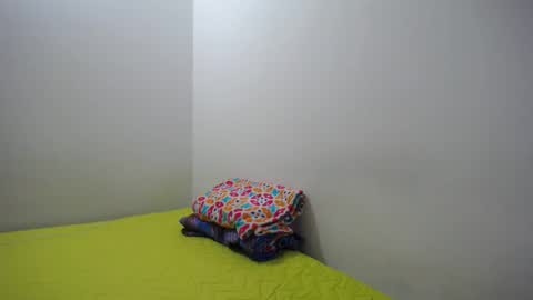 Snapshot of sara_felipe chatting on 12, 2, 2025 sara felipe online show from 12, 2, 2025