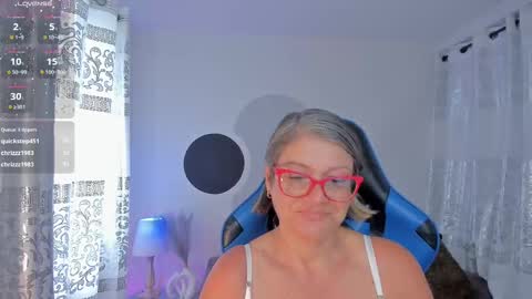 Snapshot of sara_garcia1 chatting on 3, 2, 2025 sara_garcia1 online show from 3, 2, 2025