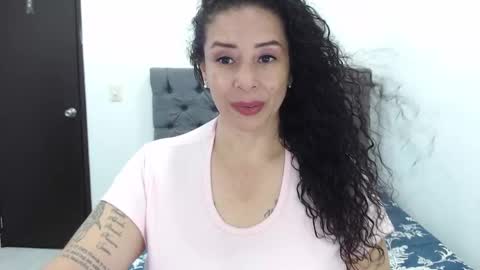 Sara hot46 online show from 7, 1, 2025