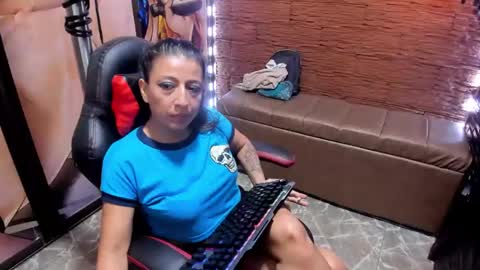 Snapshot of sara_hot_2 chatting on 18, 1, 2025 no limits sarah online show from 18, 1, 2025