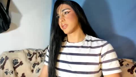 Snapshot of sara_hunter12 chatting on 25, 11, 2025 sara_hunter12 online show from 25, 11, 2025