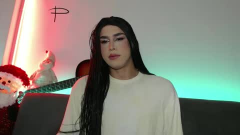 sara_hunter12 online show from 18, 12, 2025