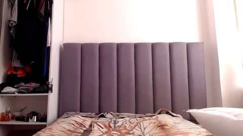 Snapshot of sara_johnson__ chatting on 4, 6, 2026 sara_johnson__ online show from 4, 6, 2026