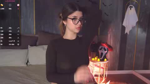 Sara online show from 28, 10, 2025