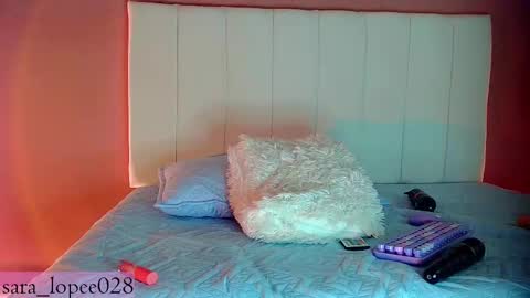 sara_lopee1 online show from 23, 2, 2025