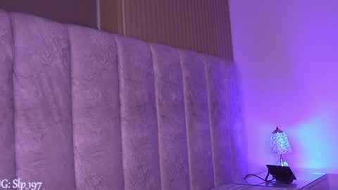 sara_lopee1 online show from 10, 4, 2026