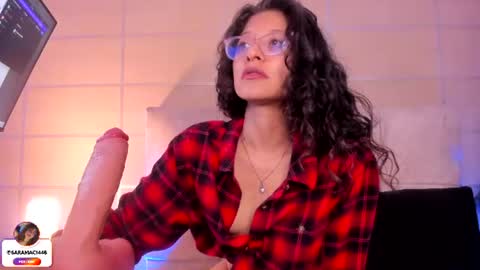 Snapshot of sara_mac_ chatting on 24, 7, 2026 Sara online show from 24, 7, 2026