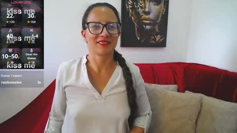 Sara   online show from 5, 6, 2026