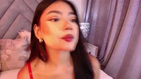 sara_owens7 online show from 24, 3, 2026