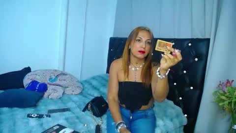 Sara Parker online show from 6, 10, 2025