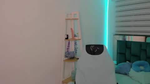 Snapshot of sara_red_x chatting on 22, 5, 2026 sara_red_x online show from 22, 5, 2026