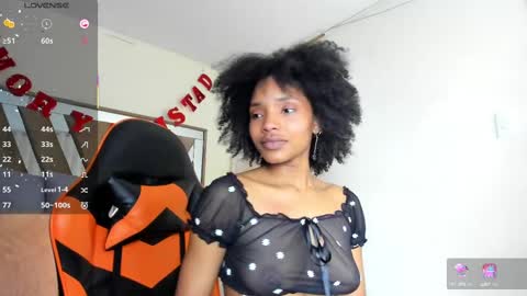 Snapshot of sara_williams01 chatting on 9, 9, 2025 SARA 730 A 200 PM online show from 9, 9, 2025