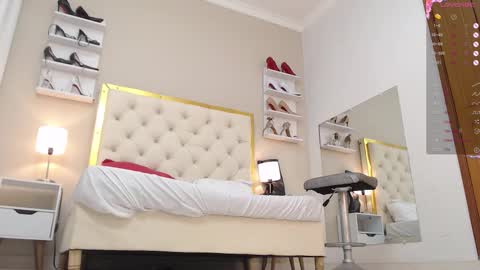 Saraa Gomez online show from 7, 10, 2025