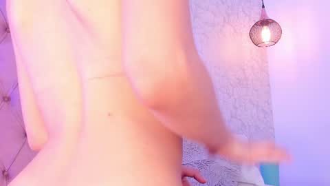 Snapshot of saraa_joness_ chatting on 9, 6, 2026 Sara online show from 9, 6, 2026