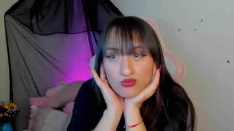 Snapshot of saraa_ramirez chatting on 6, 1, 2025 Sarah Ramirez online show from 6, 1, 2025
