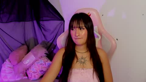 Snapshot of saraa_ramirez chatting on 8, 1, 2025 Sarah Ramirez online show from 8, 1, 2025